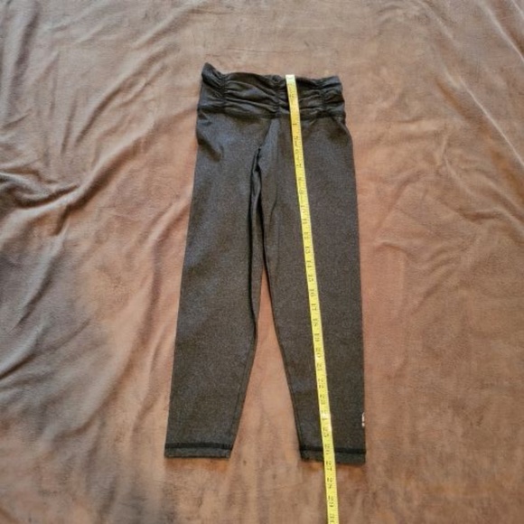 Body Rio Cropped Leggings Black One Size Fits All - Picture 4 of 6